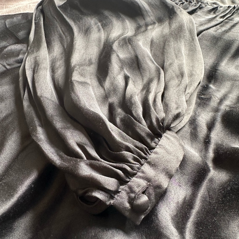 Jill Stuart Black Satin puff sleeve Top - Picture 2 of 7